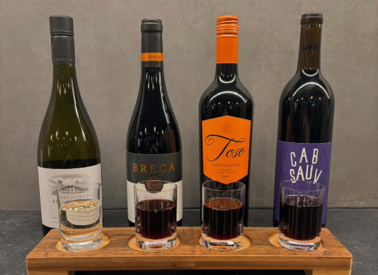 Uwinebar Wine Flight Wine Selection Uwinebar Wine Flight Wine Selection